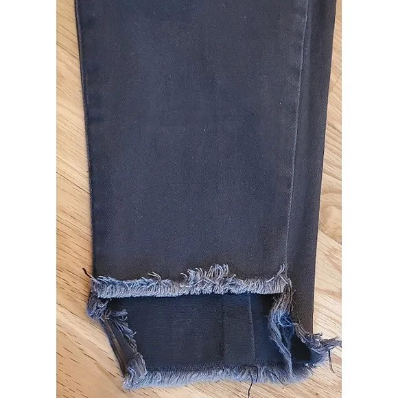 One Teaspoon Freebird II Distressed Step Hem Black Dark Fantasy Jeans Size 30