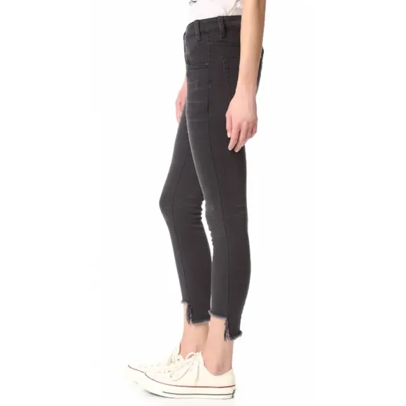 One Teaspoon Freebird II Distressed Step Hem Black Dark Fantasy Jeans Size 30