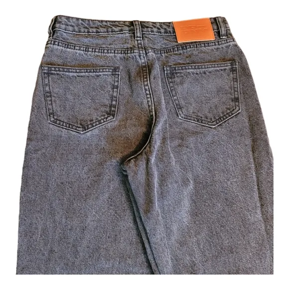 Princess Polly Zaiden Straight Leg Jeans Faded Black Wash Denim Distressed 4