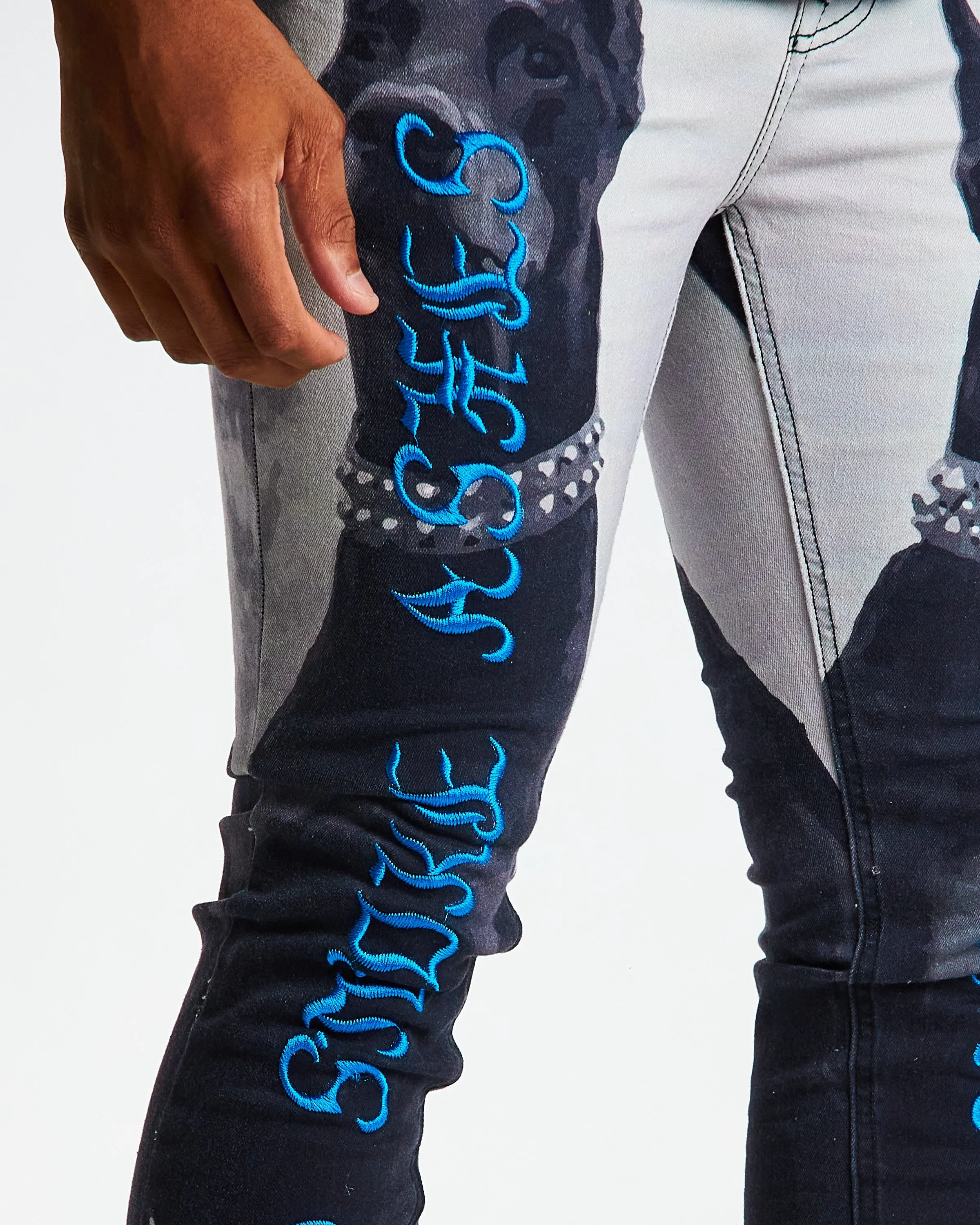 "DOBERMAN" Denim