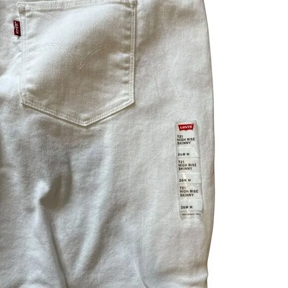 Revolve Levi’s Levis 721 HIGH RISE SKINNY JEANS in Soft Clean White