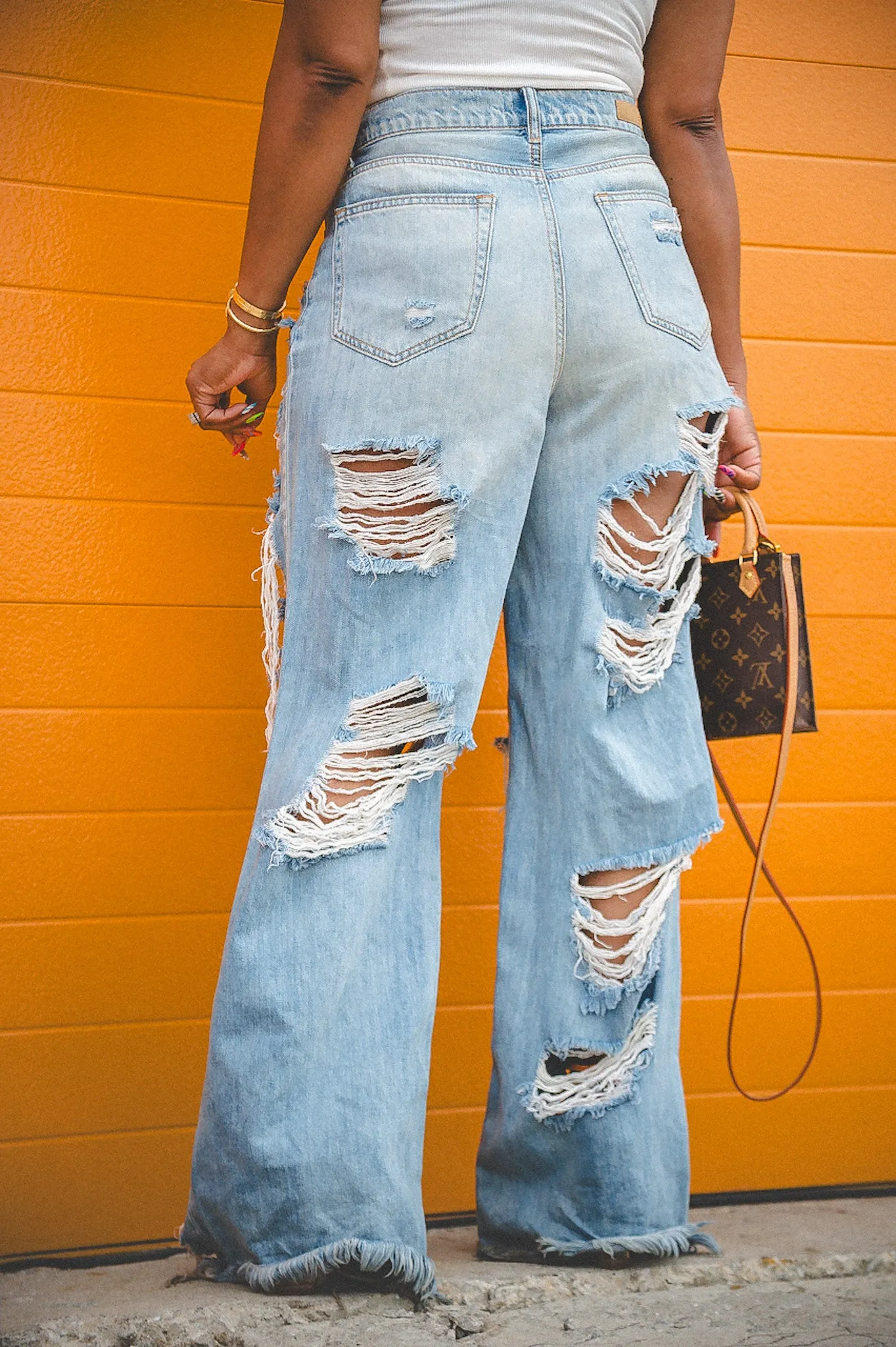 SALE-DISTRESSED HIGH RISE JEANS- AVAILABLE UP TO SIZE 13