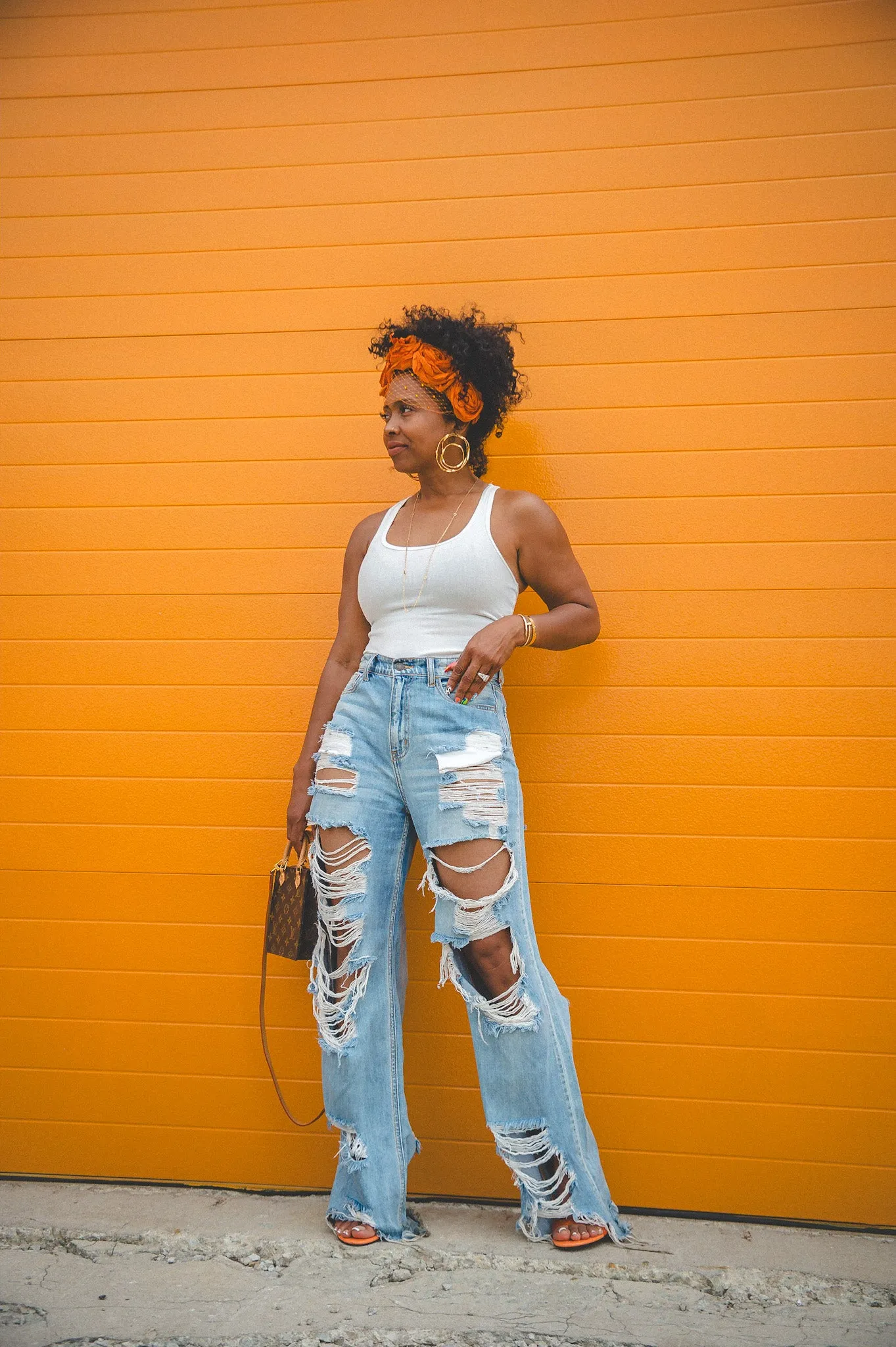 SALE-DISTRESSED HIGH RISE JEANS- AVAILABLE UP TO SIZE 13
