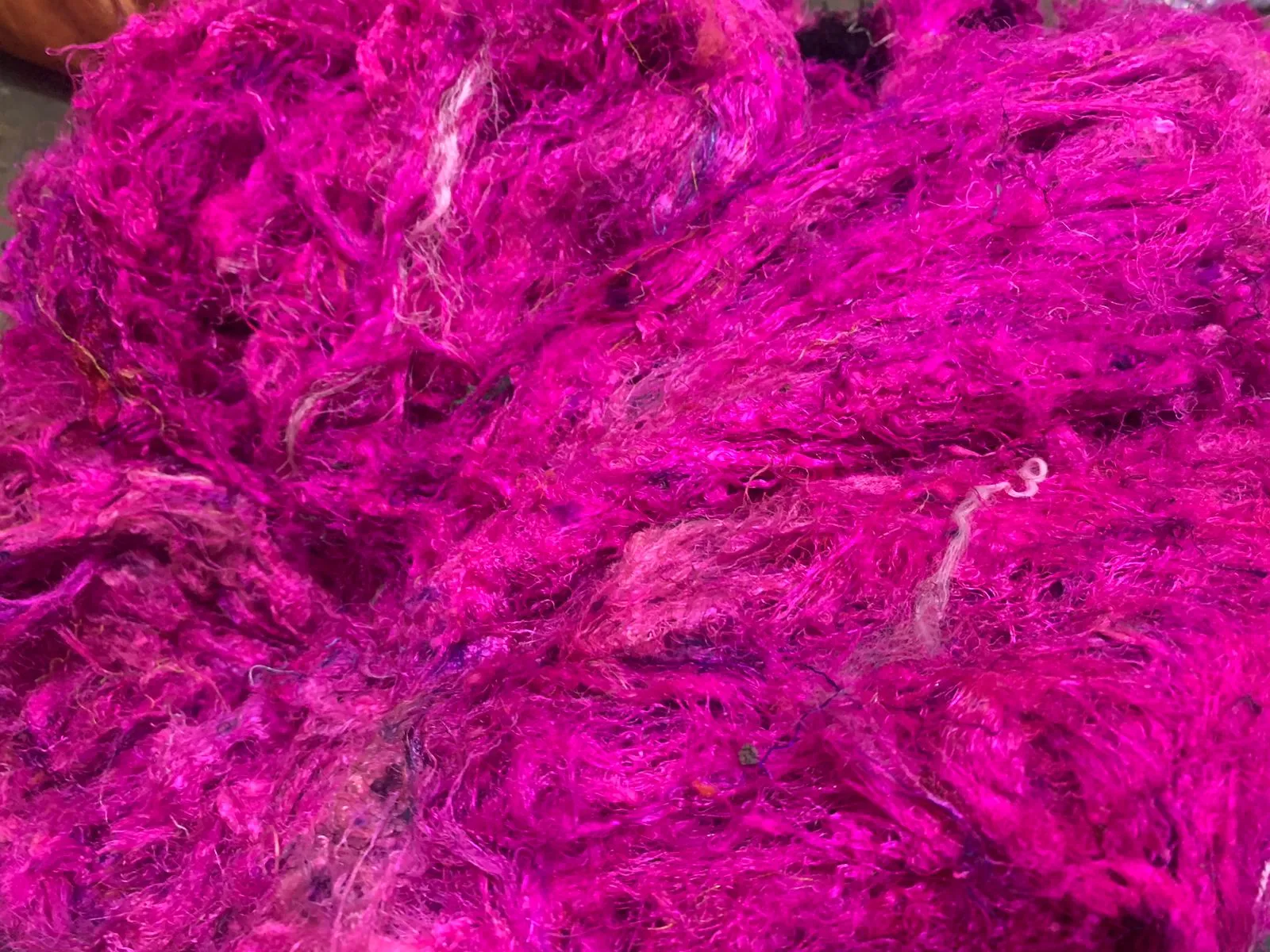 Sari Silk Waste Batts - Fuchsia