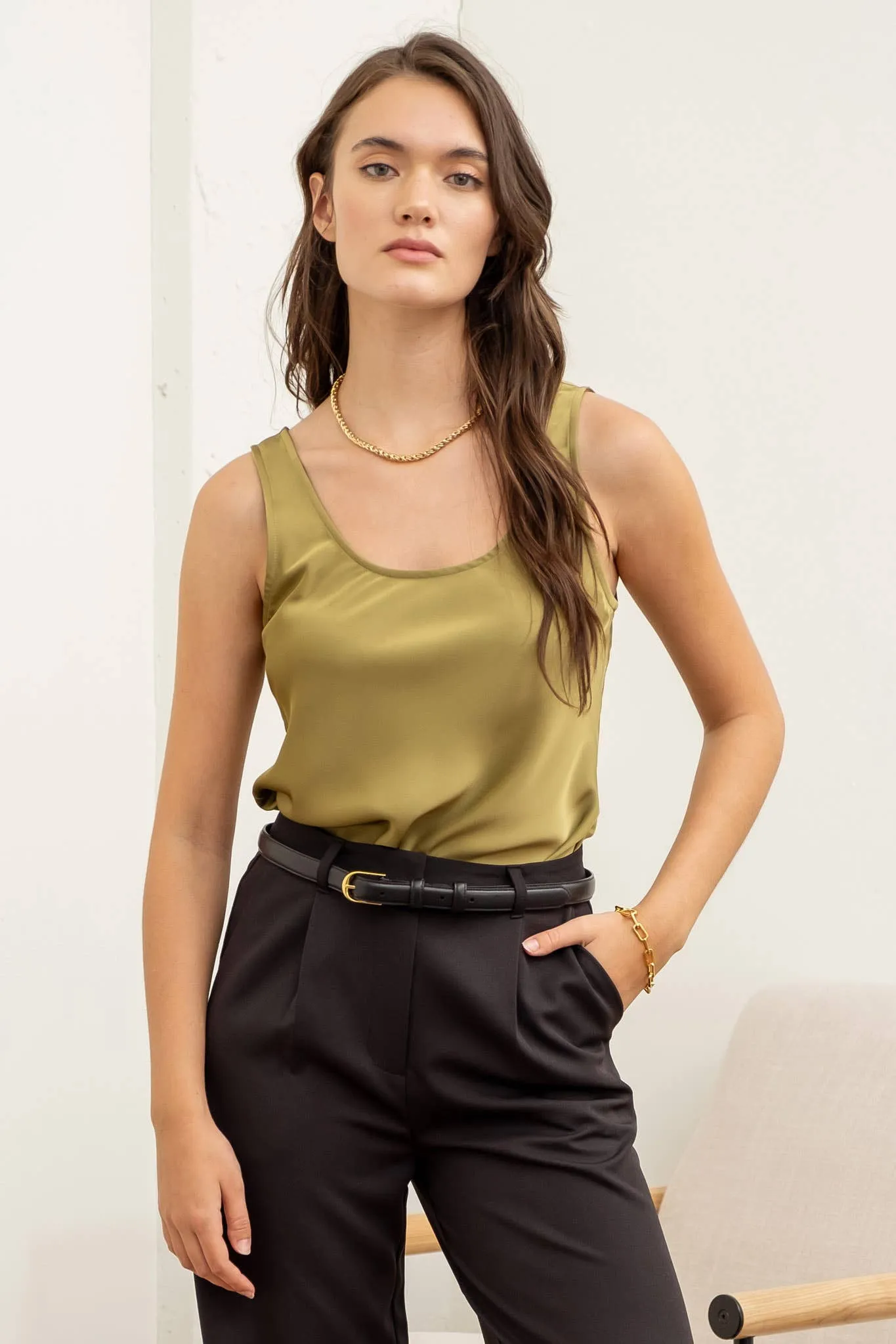 SATIN SLEEVELESS BIAS CUT TANK TOP