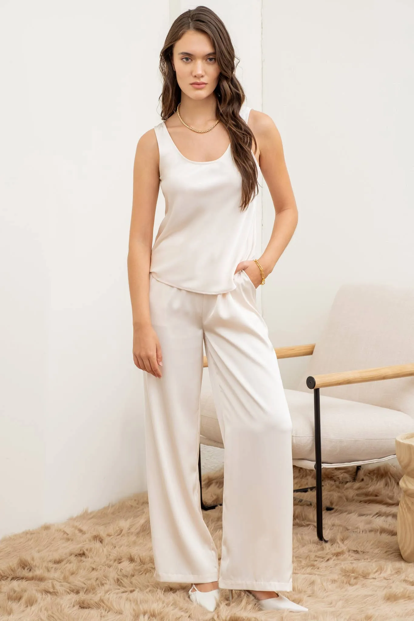 SATIN SLEEVELESS BIAS CUT TANK TOP