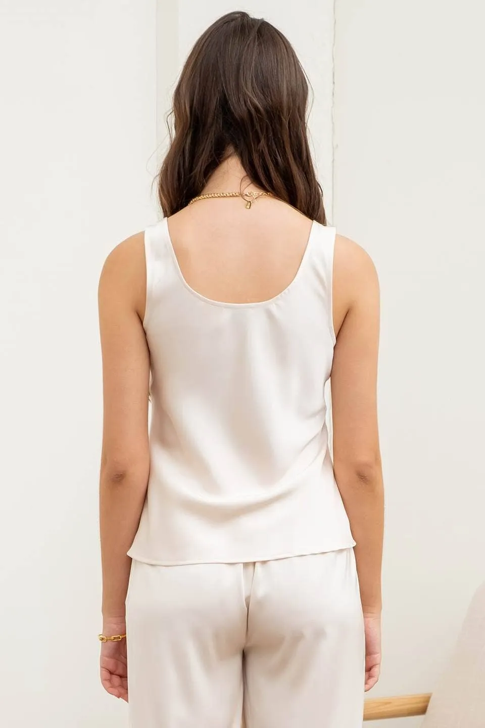 SATIN SLEEVELESS BIAS CUT TANK TOP