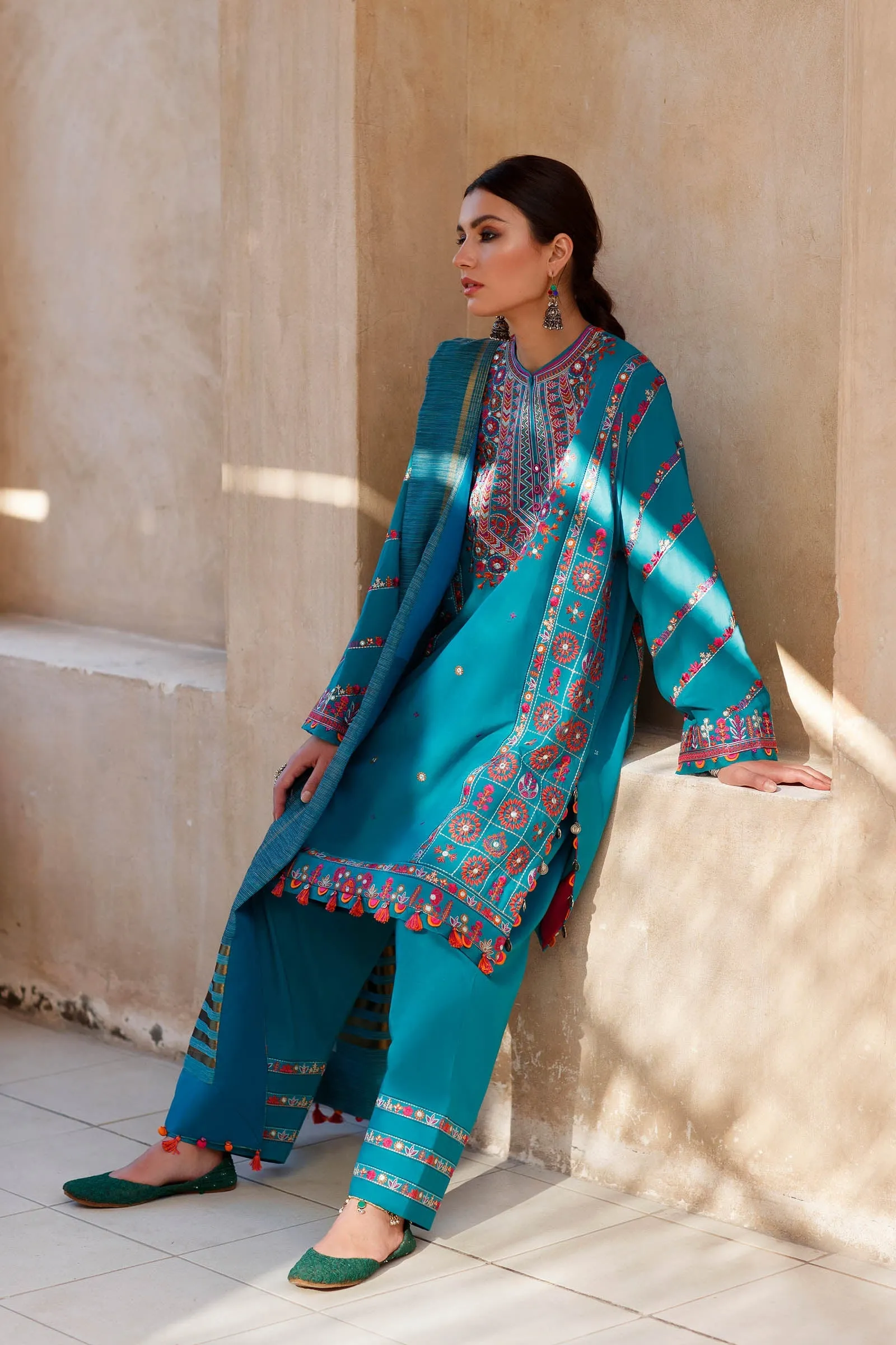 SOUZAN (ZL22-05 A) | Zaha Summer Lawn Collection 2022 | Unstitched Embroidered Lawn Suits