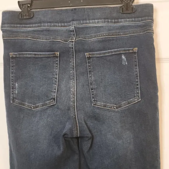 SPANX Large distressed Dark wash Pull on Jeans