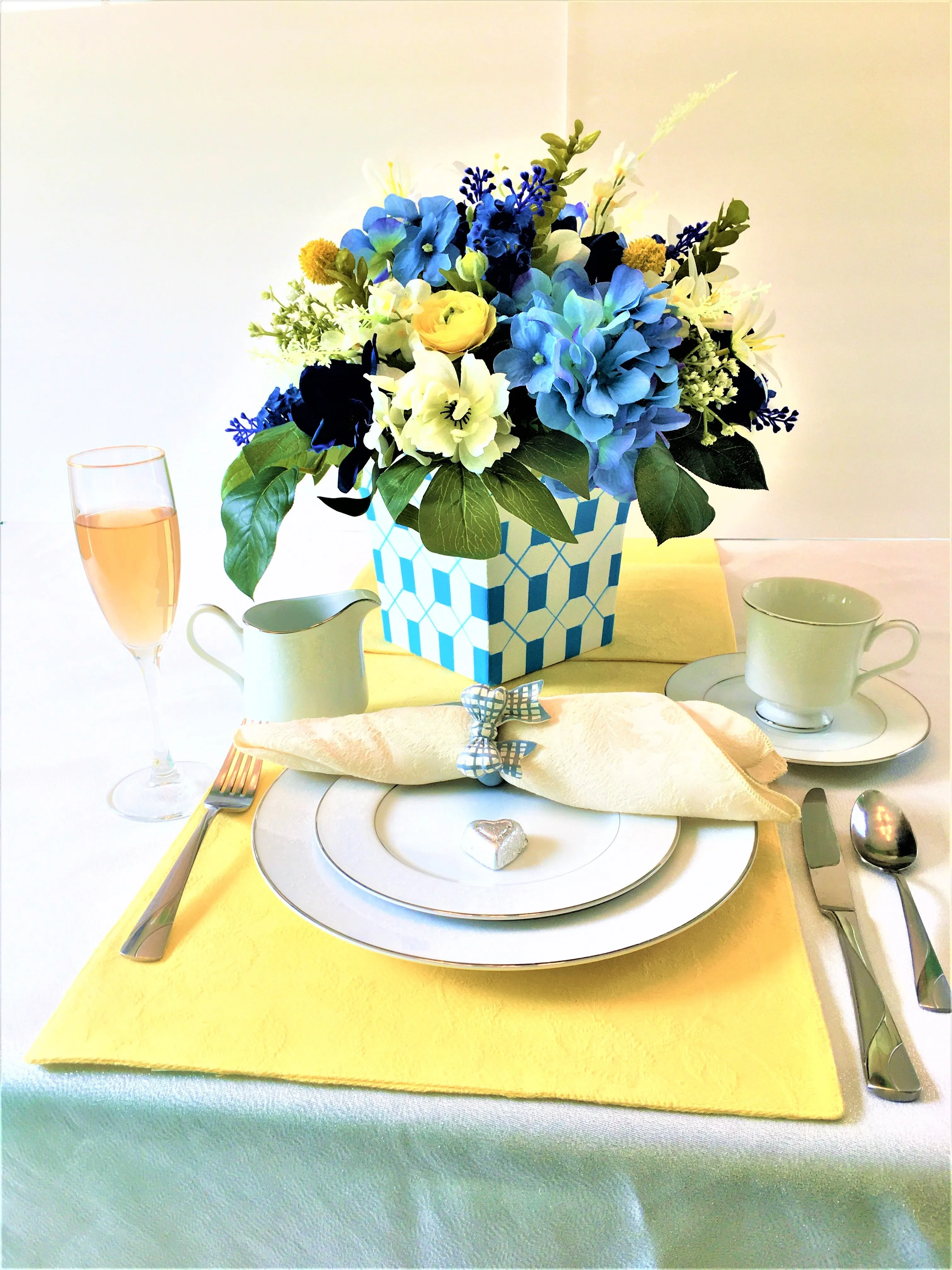 Table Centerpiece- Silk Hydrangeas-Customized Vase- 18" W X 16" H