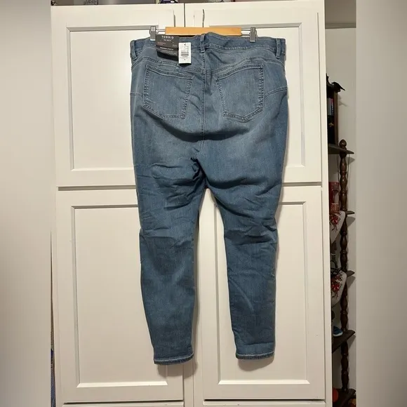 Torrid Bombshell Skinny Distressed Jeans