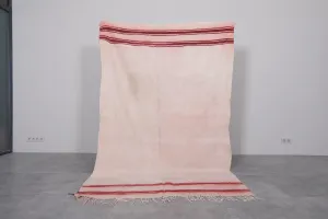 Vintage Moroccan Handwoven Kilim Rug – 5.2 FT x 8.4 FT